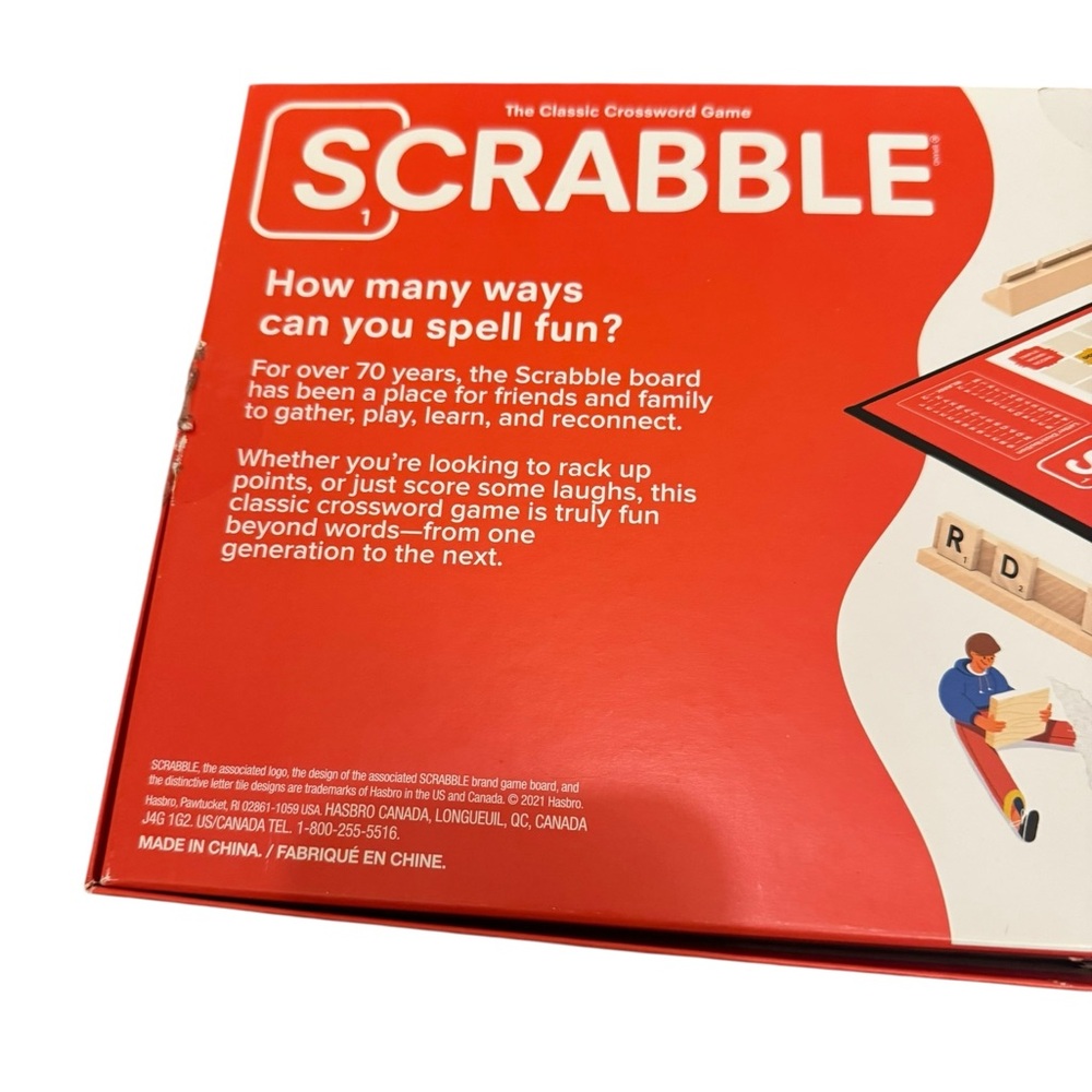 Hasbro Scrabble Board Game. Wooden Tile Racks. EUC - Picture 4 of 4